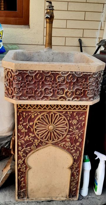 Раковина в хорошем состоянии