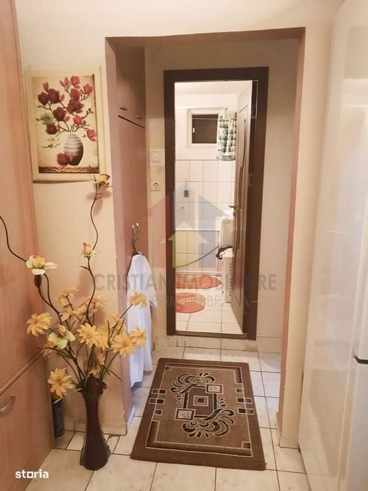 apartament 2 camere, 54 mp, decomandat,Radu Negru