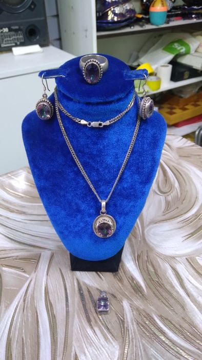 Продам серебро 925 пр,