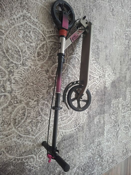 Trotineta copii ca noua