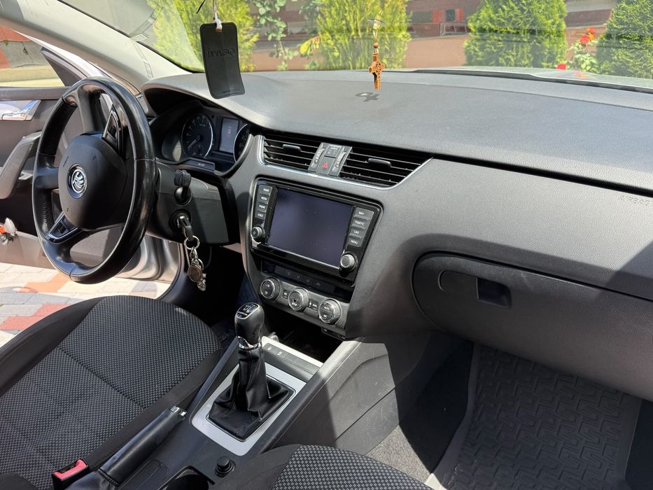 Skoda Oktavia Combi 2014 diesel, manuala