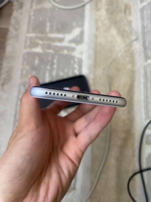 iPhone SE 2020 64gb
