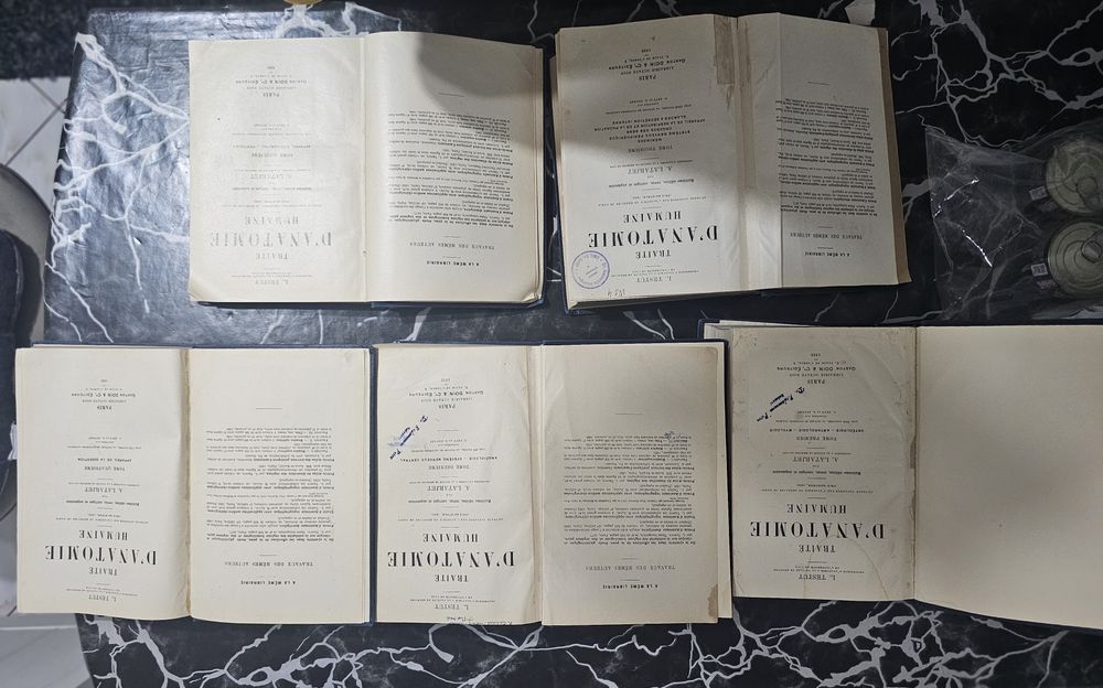 Carti de anatomie umana