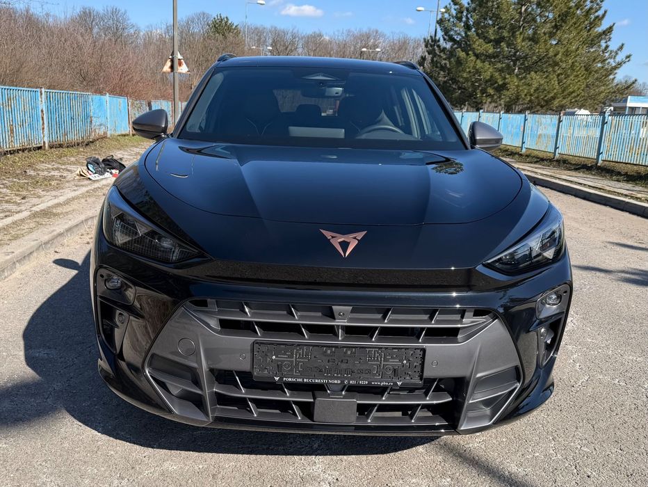 Cupra Terramar Aproape full option, cititi cu atentie lista de dotari din descriere.