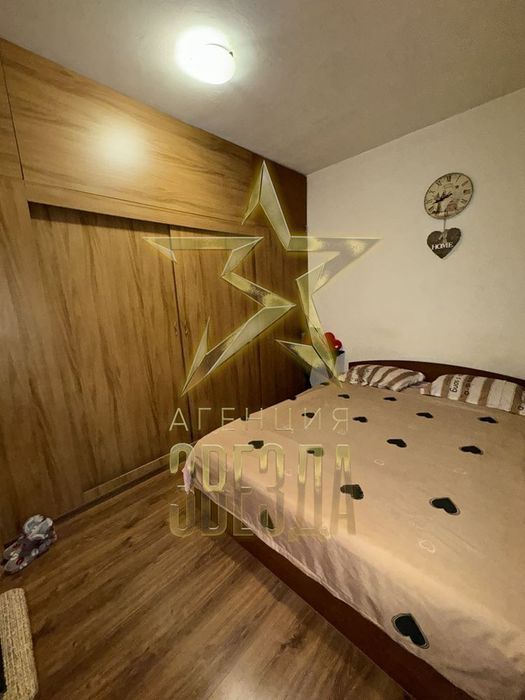 Продава се Тристаен апартамент в Пловдив, Изгрев - 70 кв.м за 1043 €/кв.м - Снимка #3