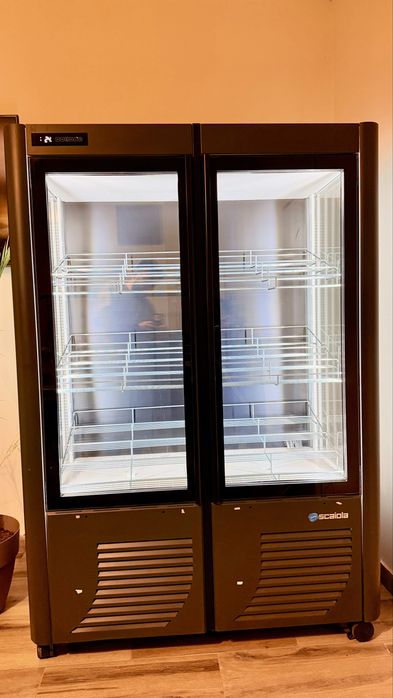 Vitrina verticala frigorifica vin 144 sticle SCAIOLA ENOTECA800