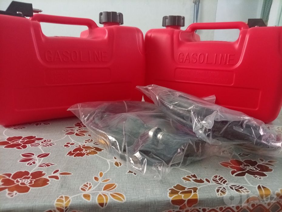 Benzin baklar lodka mator uchun, grushasi bilan.