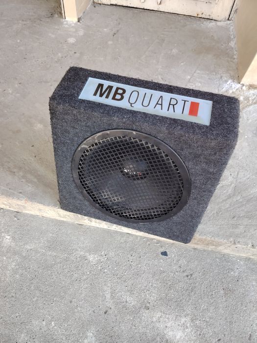 Бас каса MB Quart 12 "