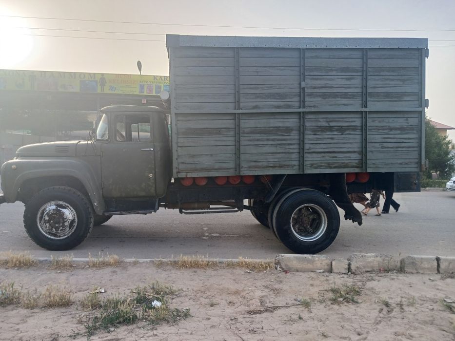 Zil 130 Ural mator