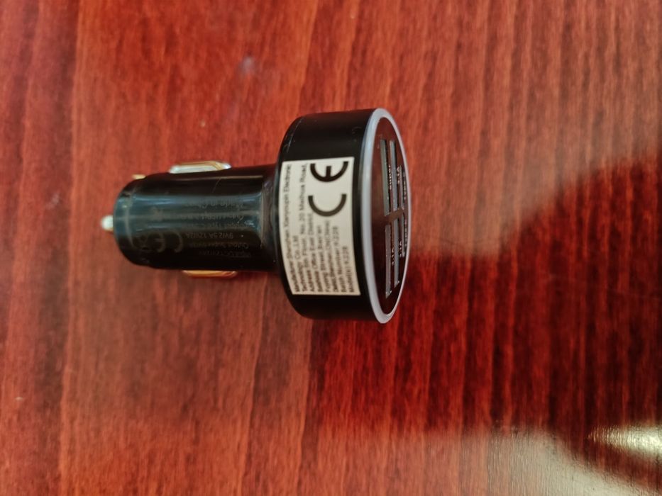 USB зарядно/адаптер с 2-4-6 извода. USB кабели.
