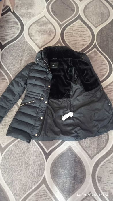 Дамско зимно яке Zara Woman.
