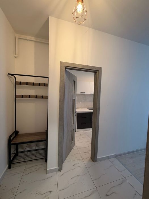 Garsoniera de inchiriat in Militari Residence