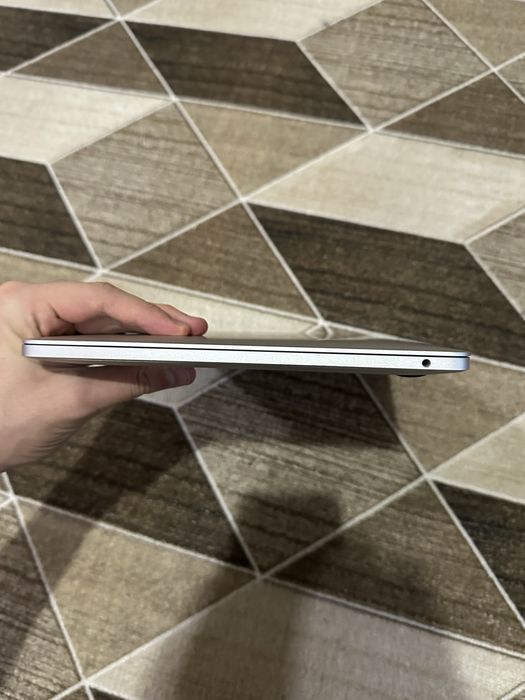 Macbook Pro M1 (2020)