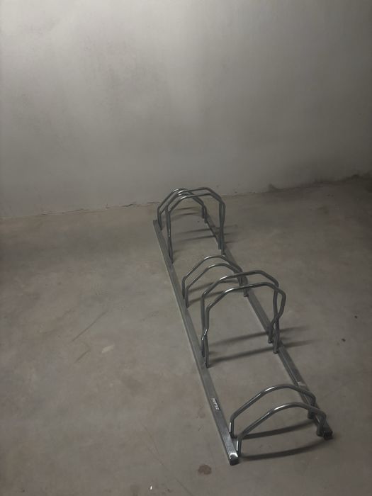 Стоманена стойка за колела!