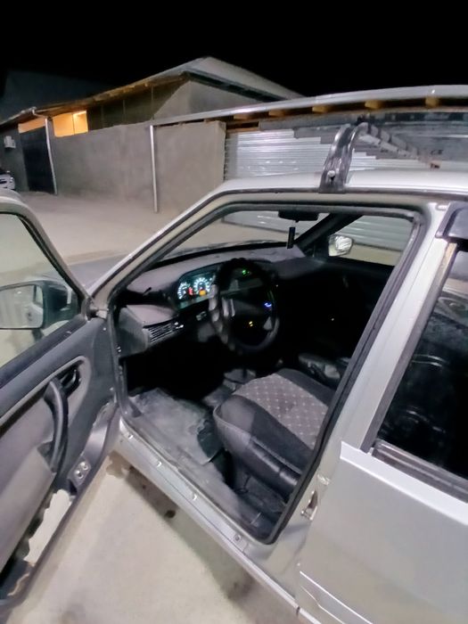 Lada 2114 Metan bor
