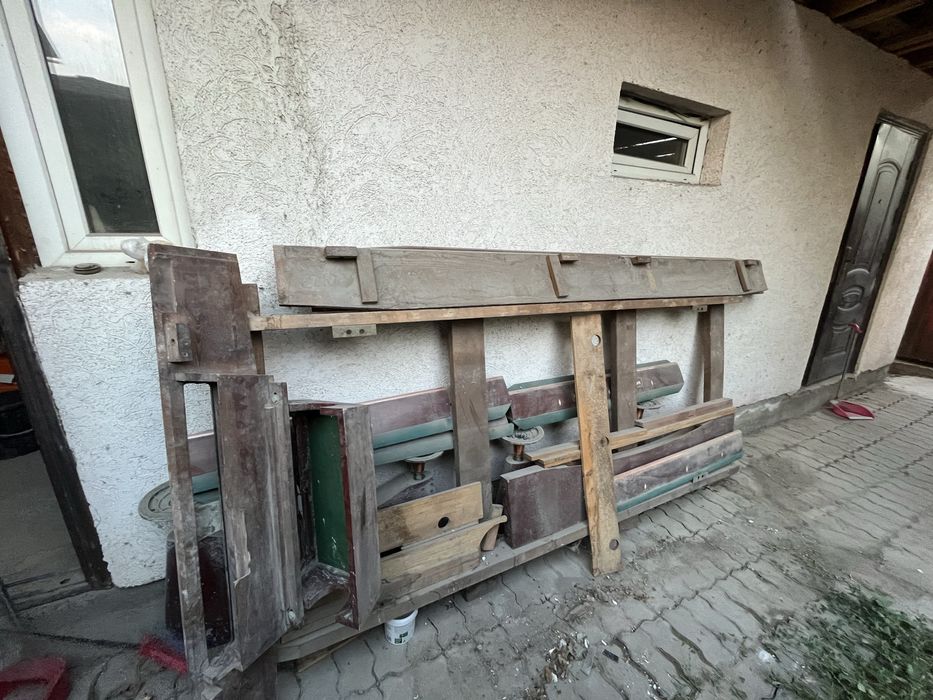 бильярдный стол торг имеется