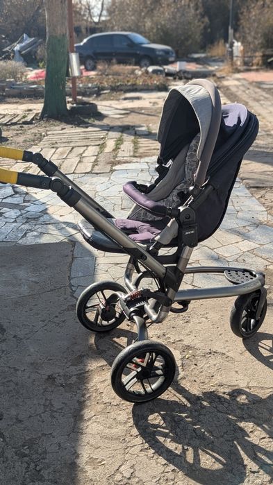 Коляска 40.000 тг