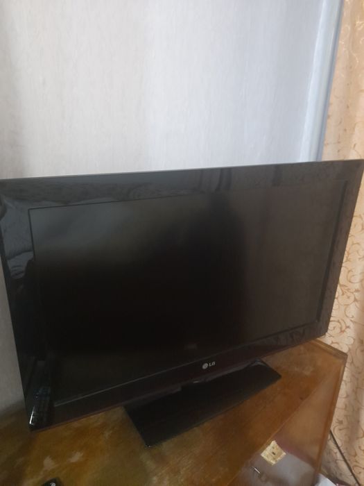 Телевизор LG б/у