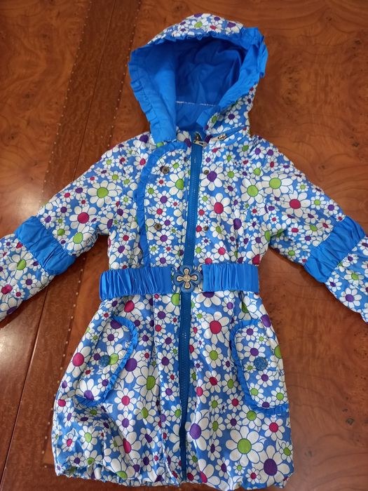 Красивый плащ для детей.
