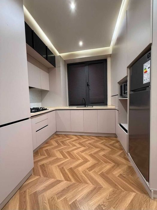 ЖК Parlament посольство США, 2 комнатная новый ЕВРО ремонт под ключ