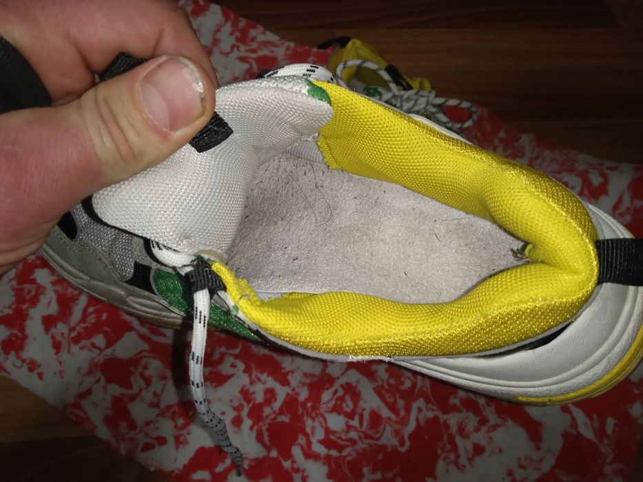 Кроссовки. Balenciaga. Б/У