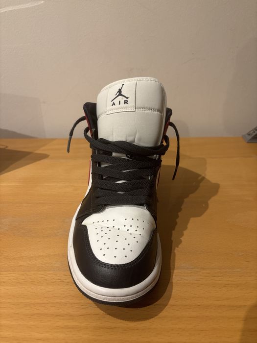 Adidasi Nike Air Jordan 1