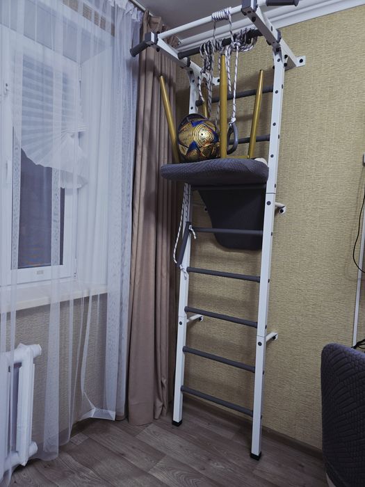 Продам детскую стенку