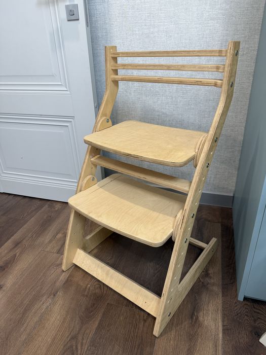 Детский растущий стул