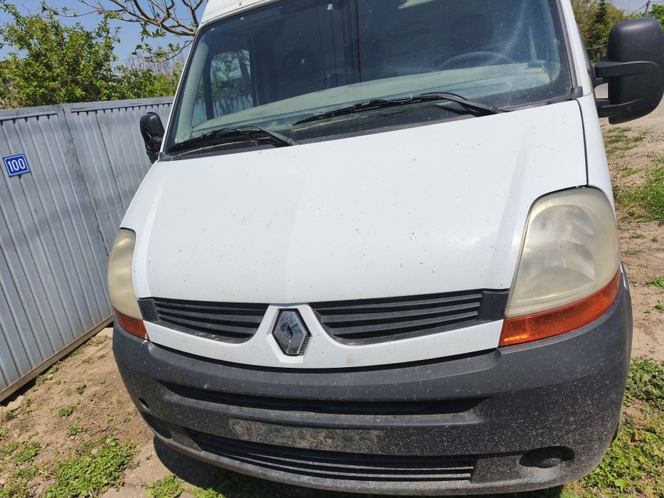 Vând sau dezmembrez Renault Master 2.5 Dci 88kw Euro 4