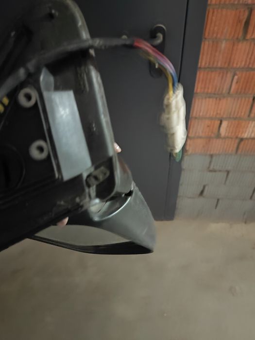 Зеркало боковое левое