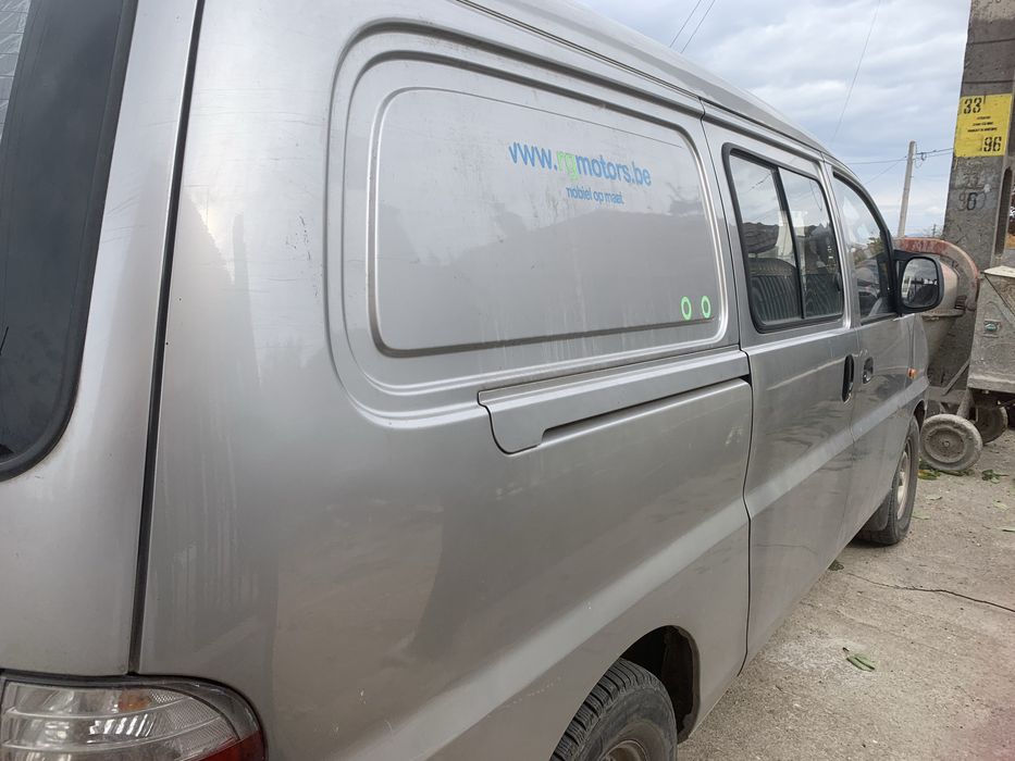 HYUNDAI H-1 2005 — imagine 5