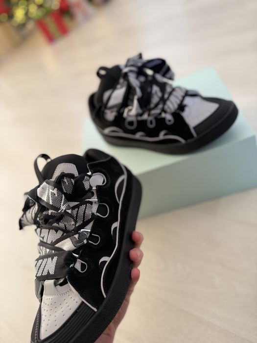 Lanvin Curb, reflective