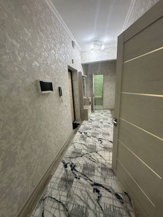 Продаётся 3-х комнатная квартира в Янги Дархан