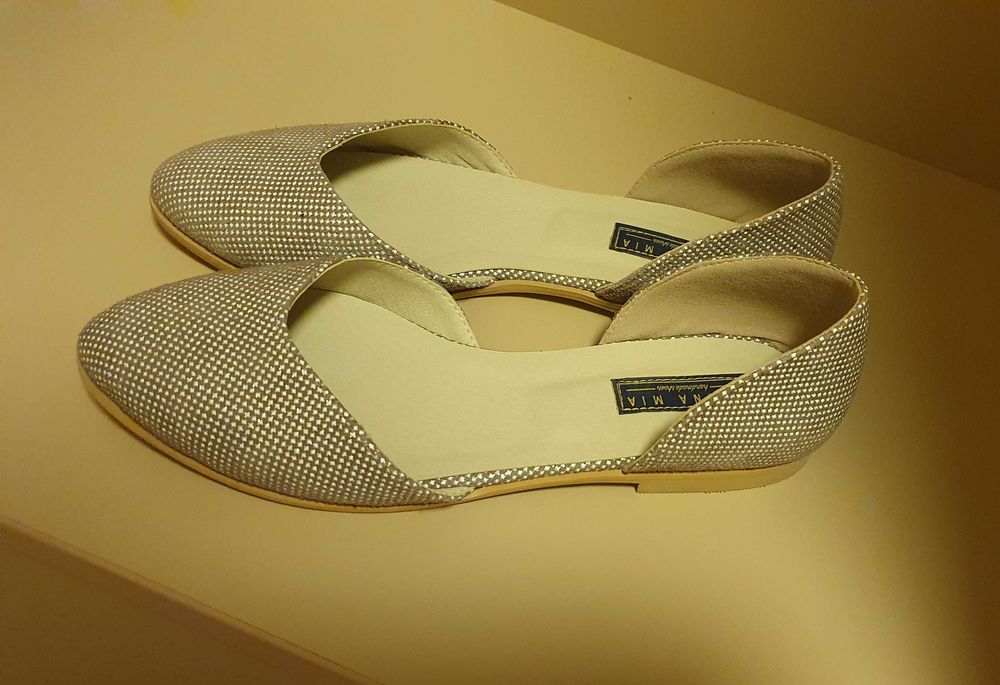 Balerini argintii din piele Donna Mia, mărimea 36