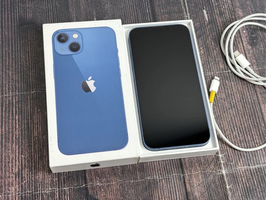 iphone 13 в хорошем состояний EAC