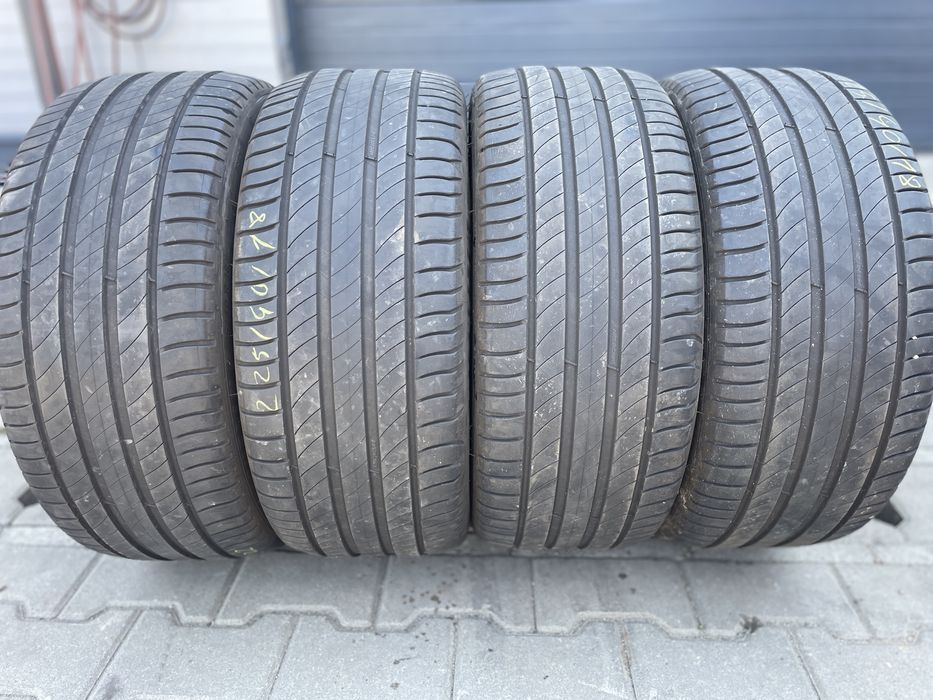 4X 225 40 18 Michelin primacy 4