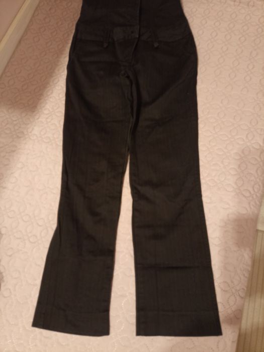 Дамски панталон и гащеризон