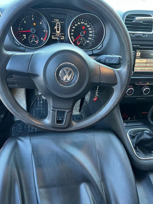 Vând vw Golf 6 tdi