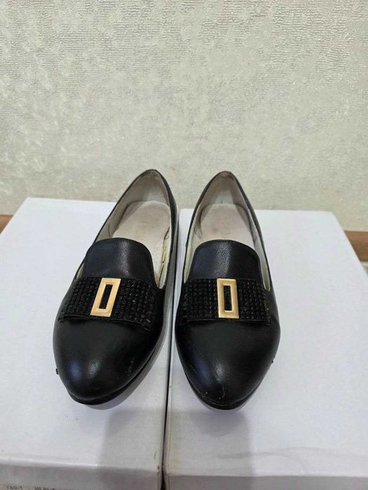 продам детскую обувь