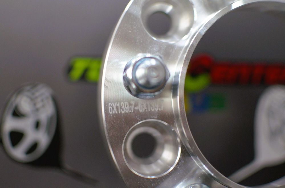 Flanse 5x139,7 6x114,3 6x139,7 Nissan Toyota Ford Suzuki Mitsubishi