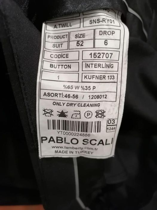 Продам мужской костюм