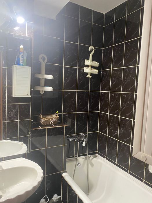 Închiriez apartament 2 camere, zona Făgăraș