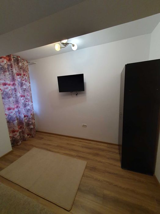 Vanzare apartament 3 camere