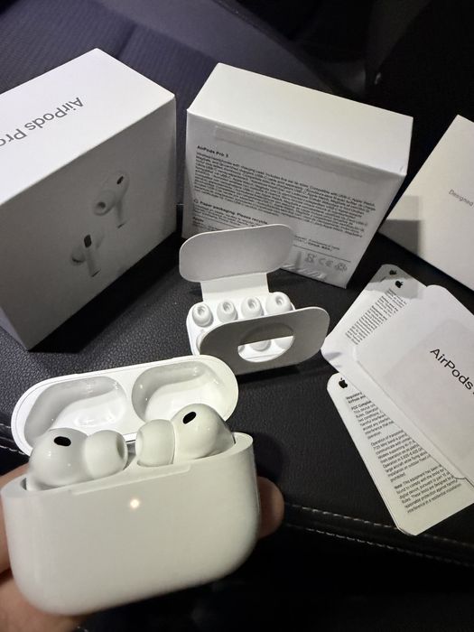 Airpods Pro 3 ЧИСТО НОВИ
