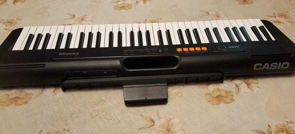 Orgă electronică Casiotone CT-S100 nouă