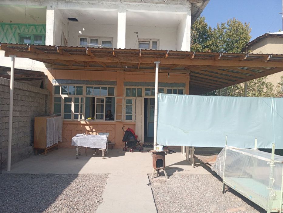 7 sotig parkenta yulni chetidan 200 metir sentiralni joyda