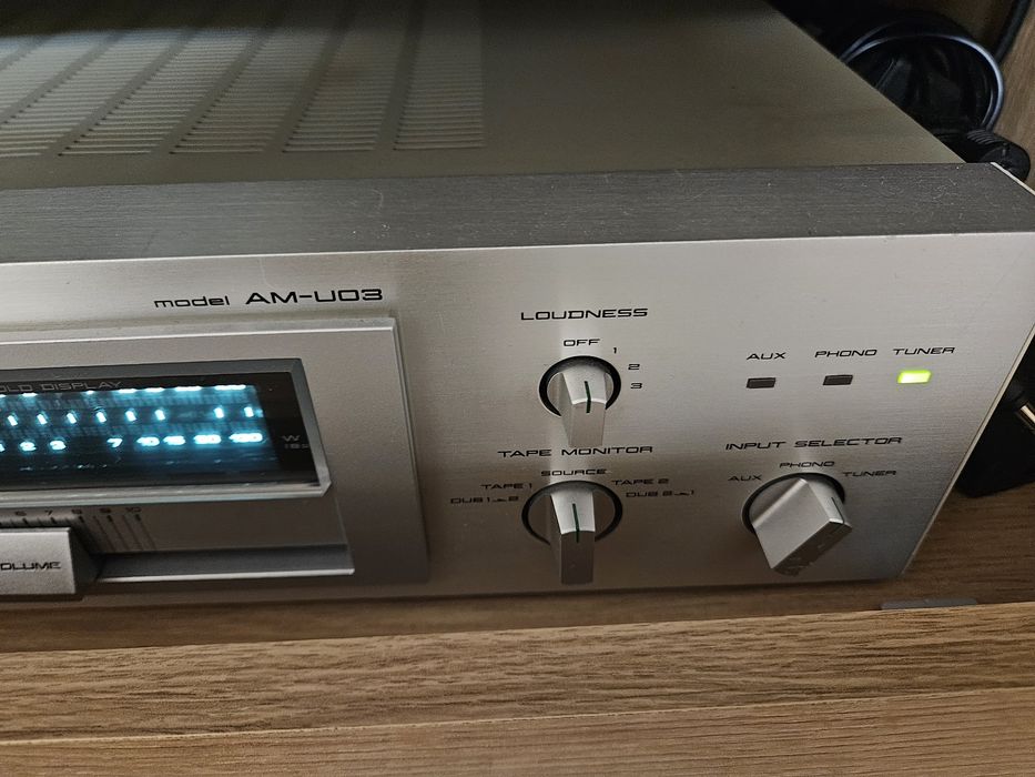 Hifi бутикова комбинация дек и рисивър домашна употреба