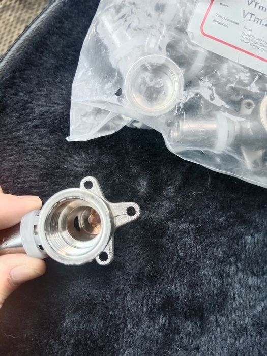 Водорозетка пресс 16х1/2