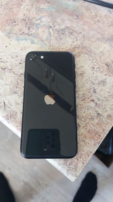 Iphone SE 2020г.