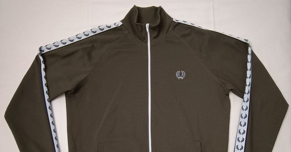 Fred Perry Sweatshirt оригинално горнище XL Фред Пери горно